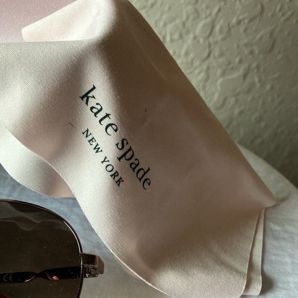 Kate Spade:Rose Gold Aviator (Joshelle) Sunglasses-case & cloth-brown lens-flaws - Picture 2 of 16